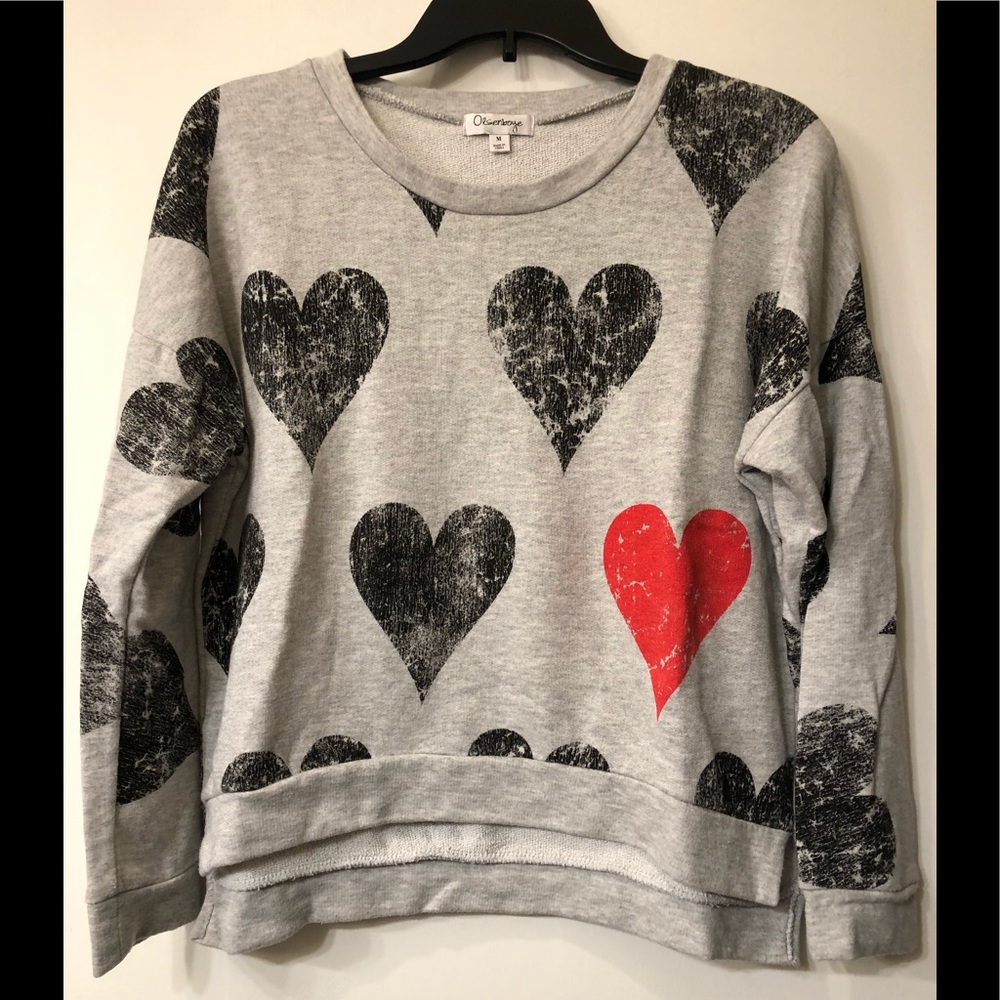 ⛵️4/$20 Cute hearts sweatshirt!! ♥️ ❤️ ♥️